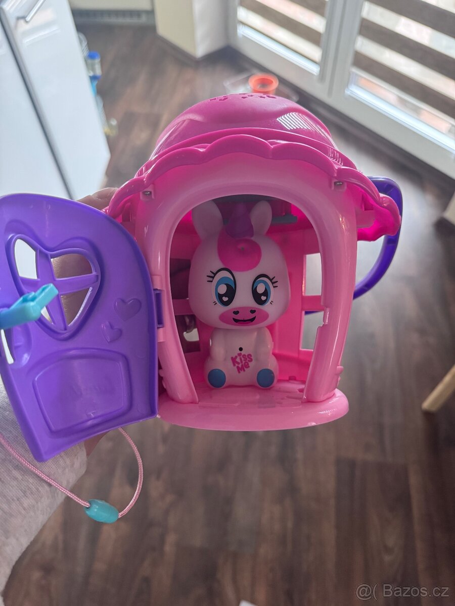 Domeček svítící + jednorožec Lumiluvs