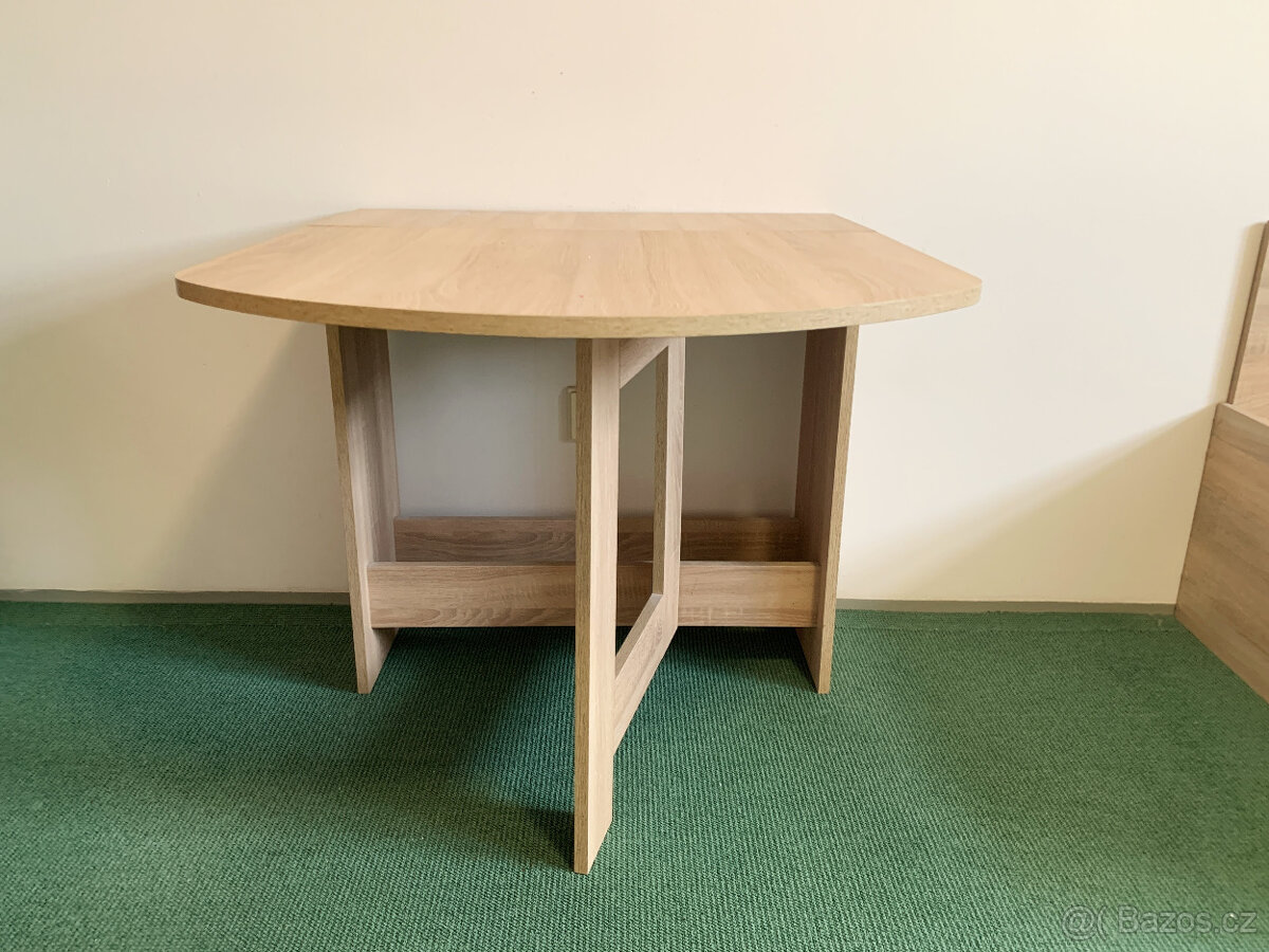 Stůl jídelní se židlí