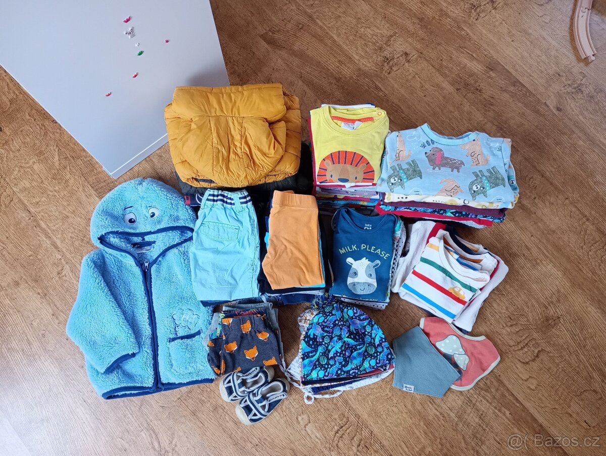 Chlapecké oblečení 80/86