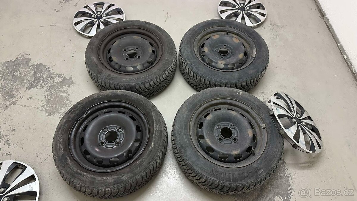 Ford Fiesta MK7 - celoroční pneu 175/65R14 + ráfky