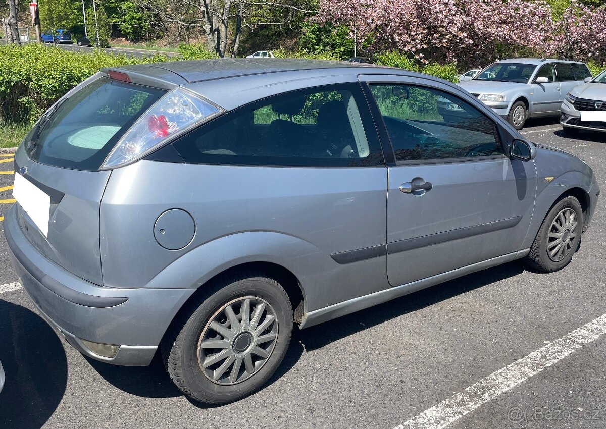 Ford Focus 1.6 2003 (benzin)