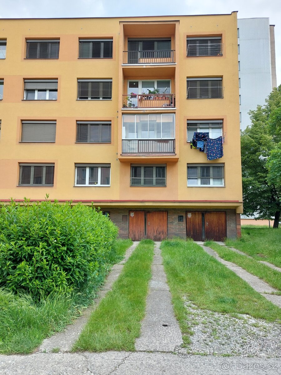Prodám byt 2+1,57m²s garáží 18m²