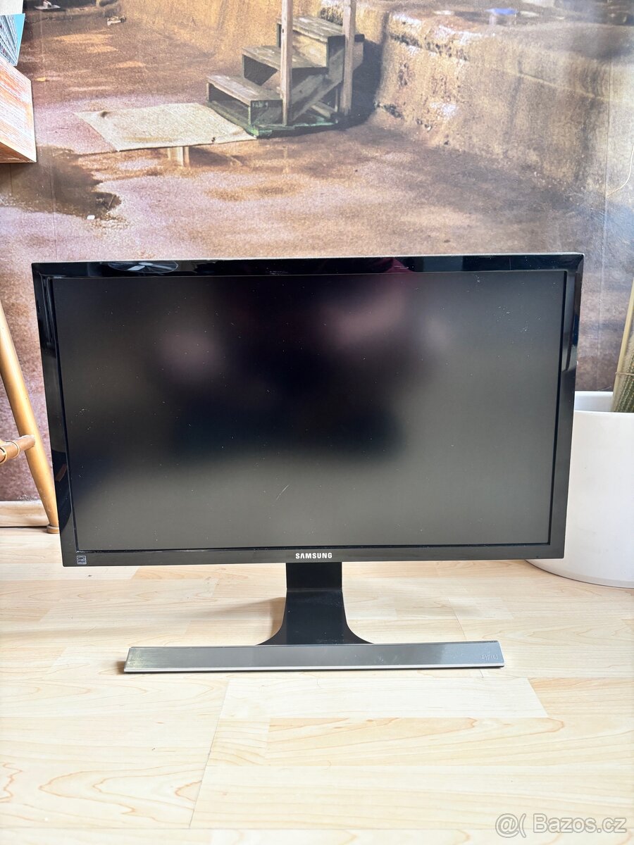 4K monitor Samsung