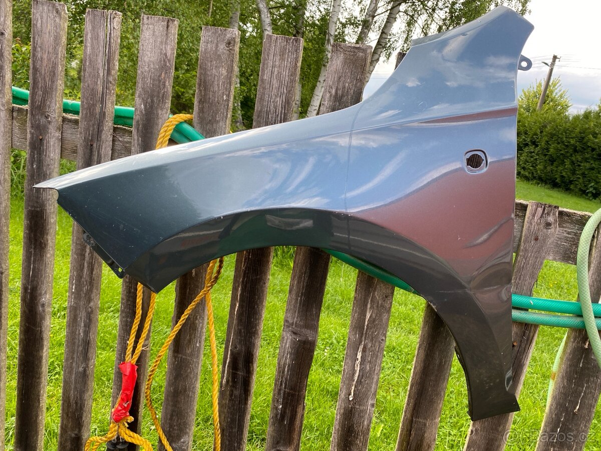 Škoda Rapid levý blatník