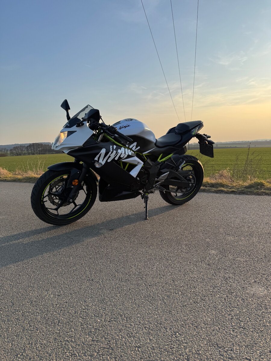 Kawasaki Ninja 125 2020 ABS 11kw A1