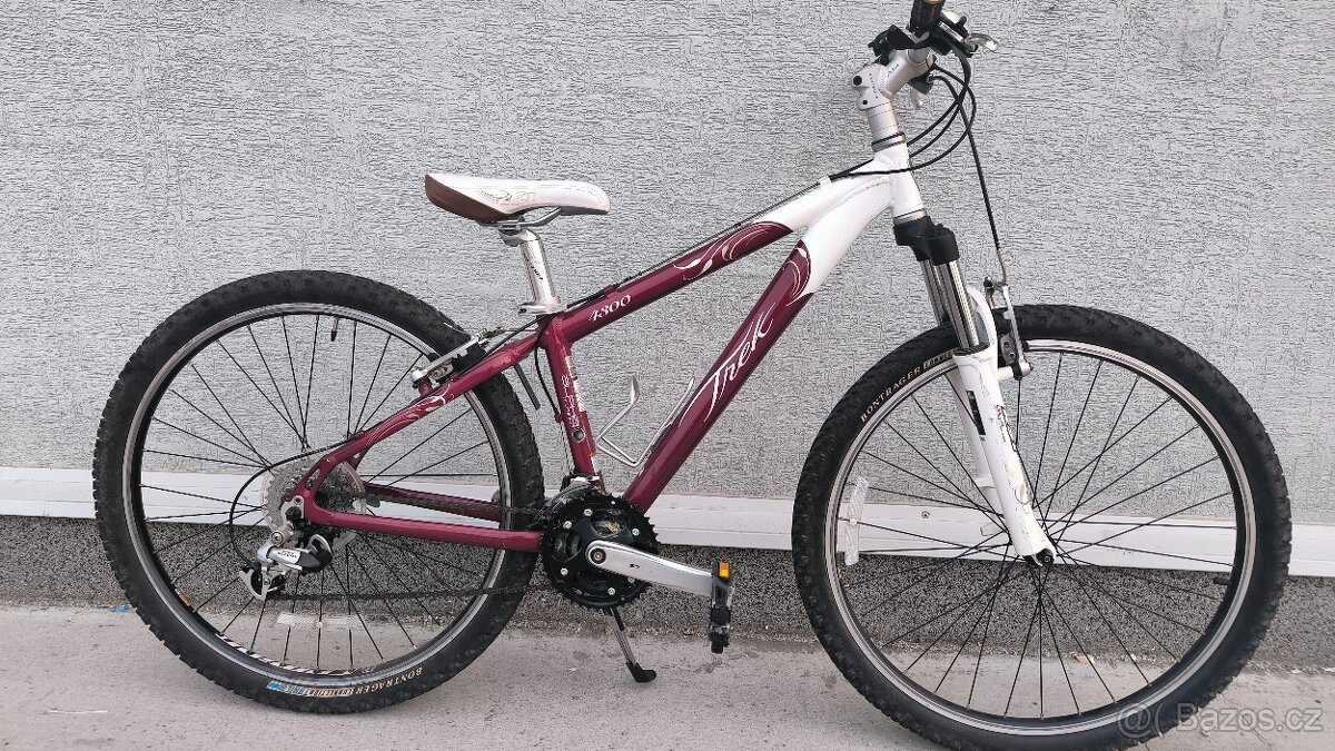 Dámské horské kolo Trek na 150-170cm 16"