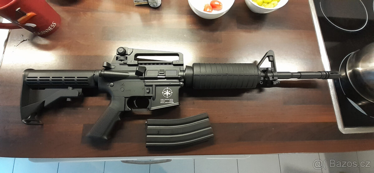 M4 A1 - celokov [A&K]