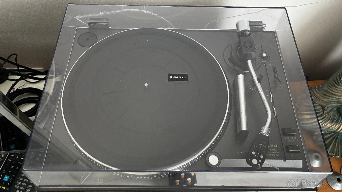 Gramofon zn. Sanyo TP - 1020 UM - Direct Drive
