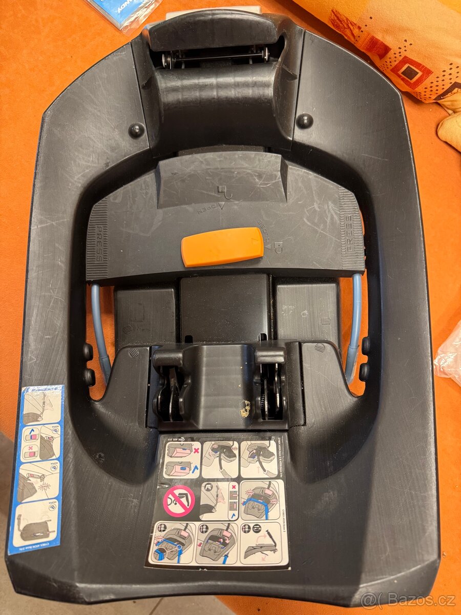 Vajíčko Cybex Aton 3 vč. základny