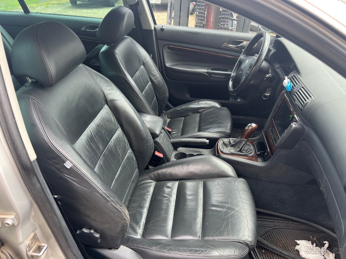 Interiér Škoda Superb 1 Kožený