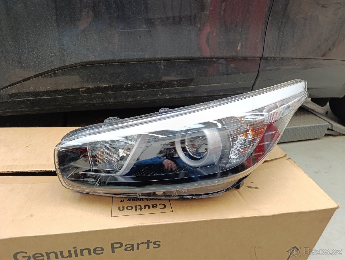 LEVÉ PŘEDNÍ SVĚTLO xenon KIA CEED 12-18