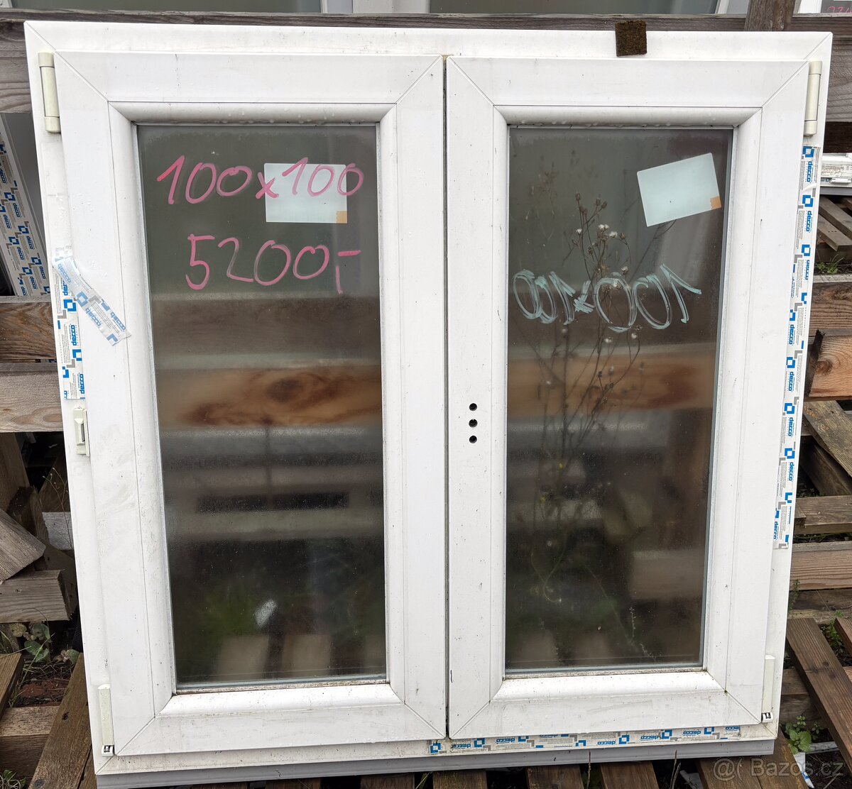 Prodám plastové okno 100x100