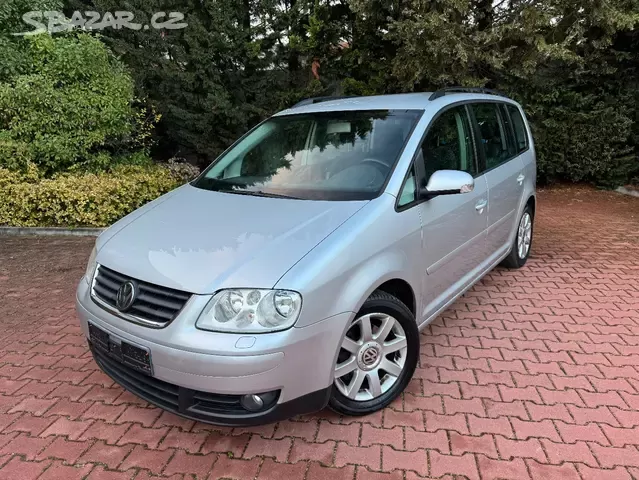 VW Touran 2.0TDI 103kW,Digi.klima,Výhřev,Tempomat,Webasto.
