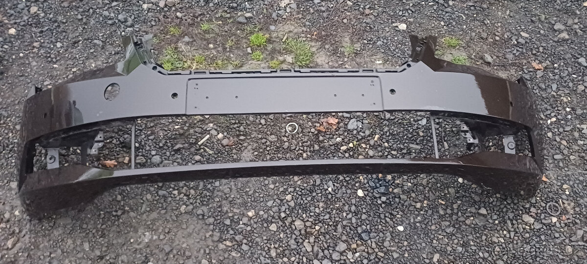 Přední nárazník Škoda SUPERB III 3V0807221