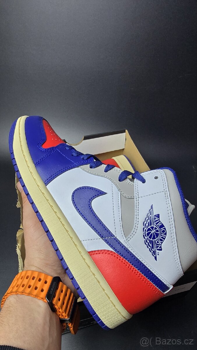 Nike Air Jordan 1 mid 44eu