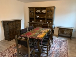 Starý španělský nábytek