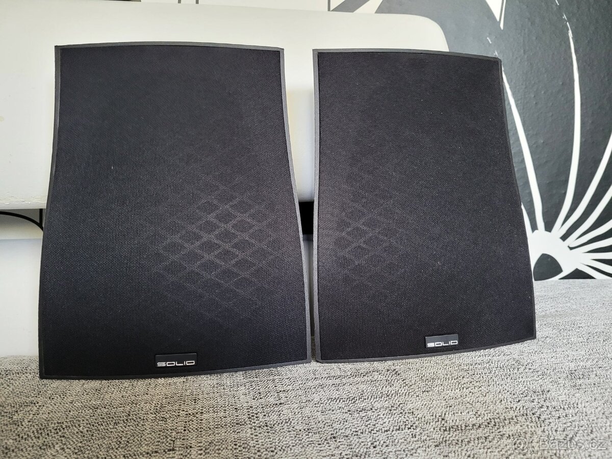 B&W Solid Solutions S100 (Bowers & Wilkins)