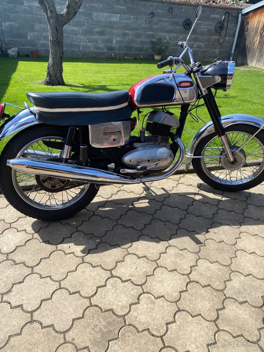 Jawa 350 California