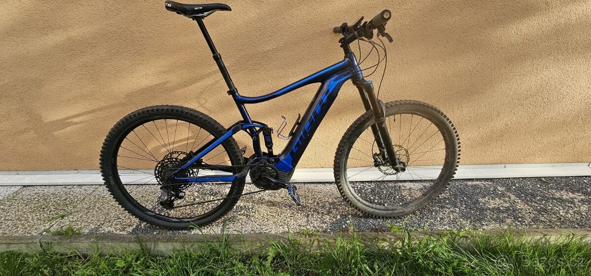 29" Giant Stance E+ velikost L