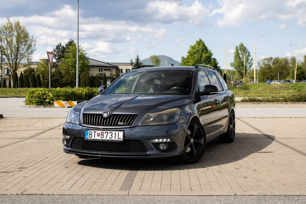 Škoda Octavia Combi 2.0 TFSI RS DSG