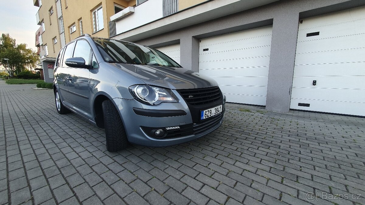 VW Touran 1.9 TDI, r.v.2010, 7 míst, bez DPF