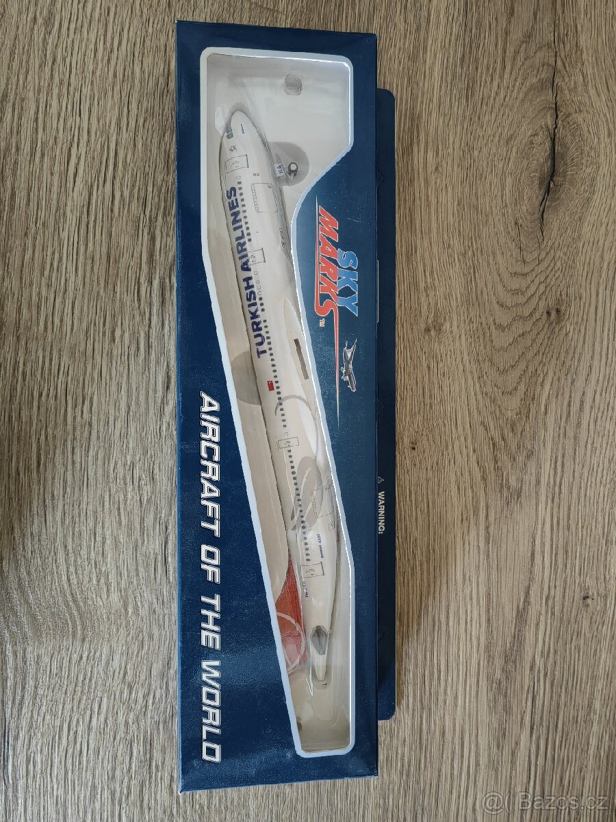 Model Turkish 1:200 Airbush A330