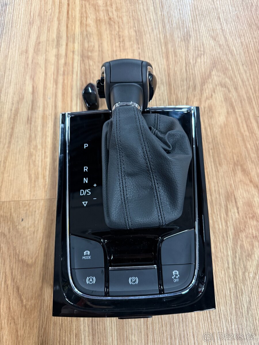 Řadící páka Škoda Kodiaq včetně rámečku 566 713 203 A DPJ