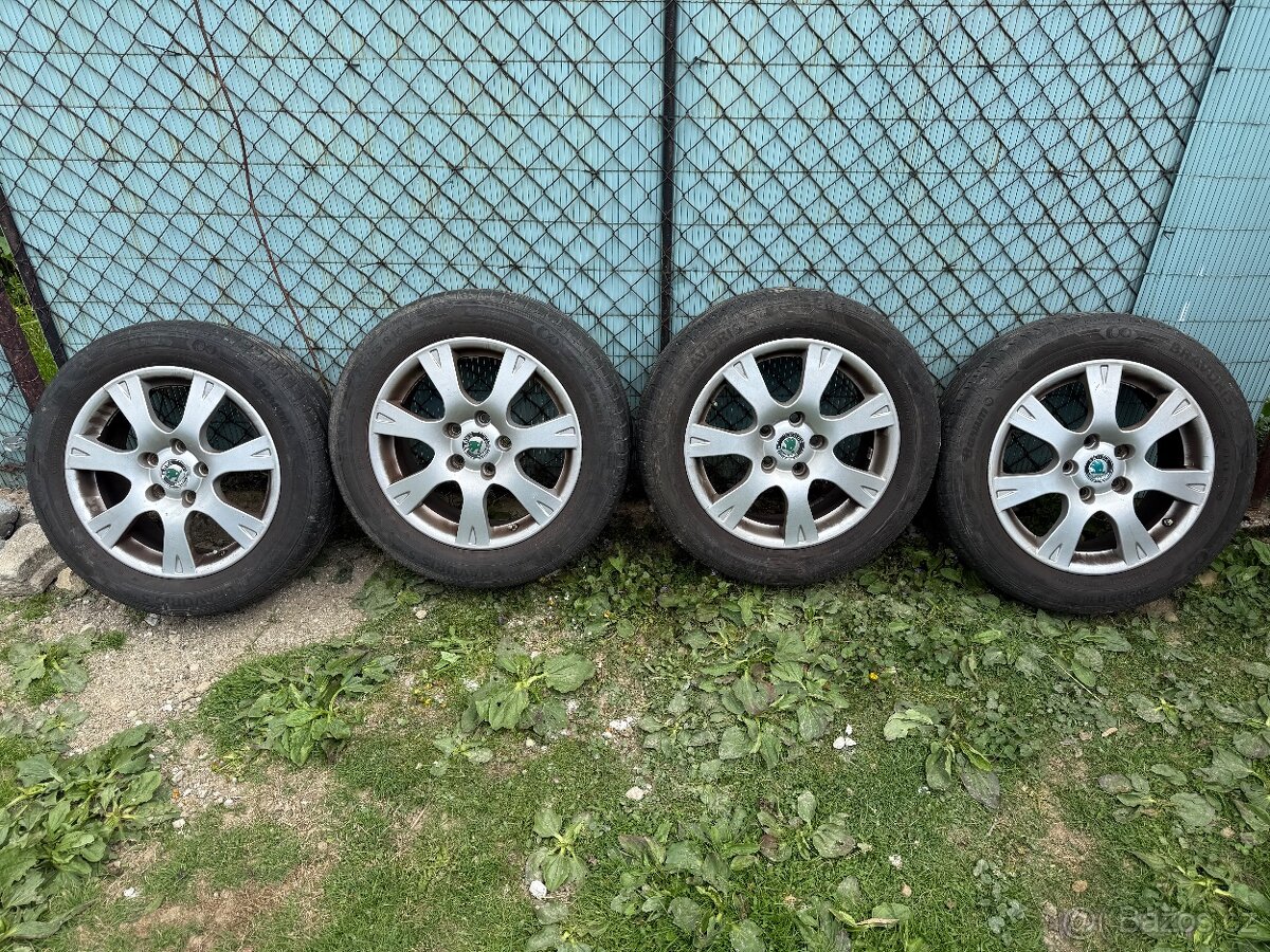 Alu kola r16