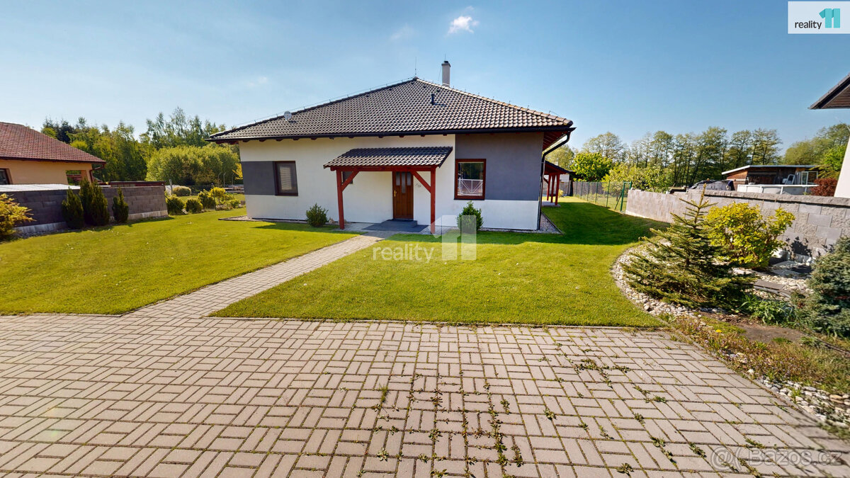 Prodej rodinného domu 110 m2, s pozemkem 1139m2, Ústrašín
