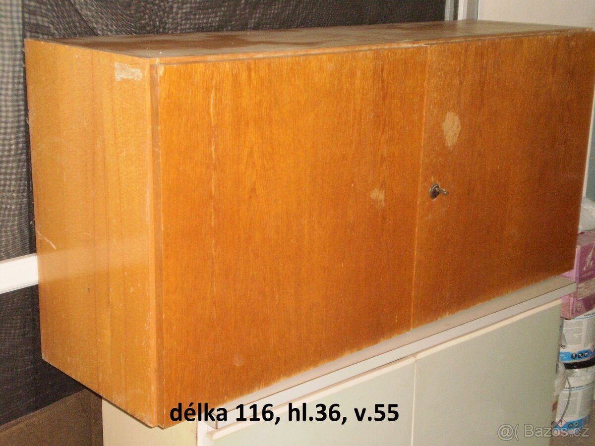 retro - skříň - se zámkem