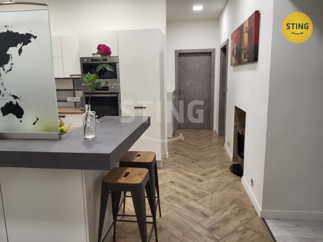 Dlouhodobý pronájem bytu 3+1, plocha bytu 90m2 - v c, 132464