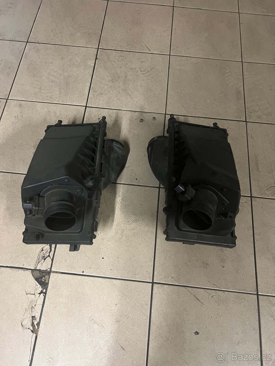 Airbox L/P L494 komplet, mam více dílu.