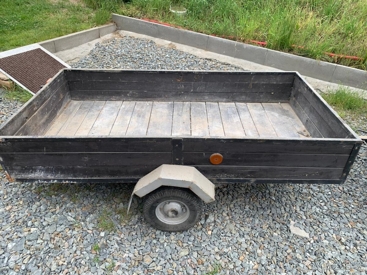 Přívěs za osobní automobil