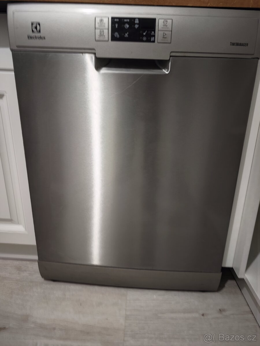 Myčka 60cm "Electrolux ESF 5533LOX"