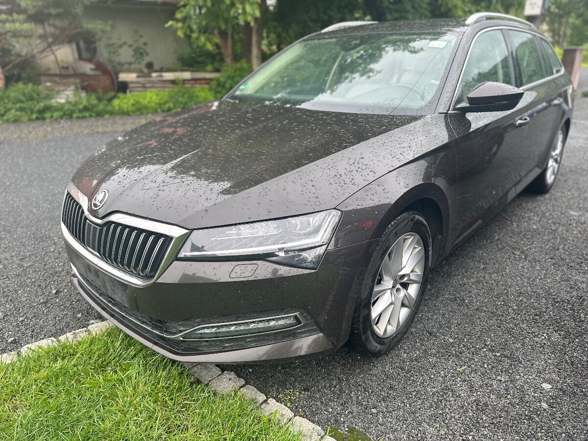 ŠKODA SUPERB FACE 2.0TDI 110 KW MATRIX TAŽNÉ 142tkm m2021
