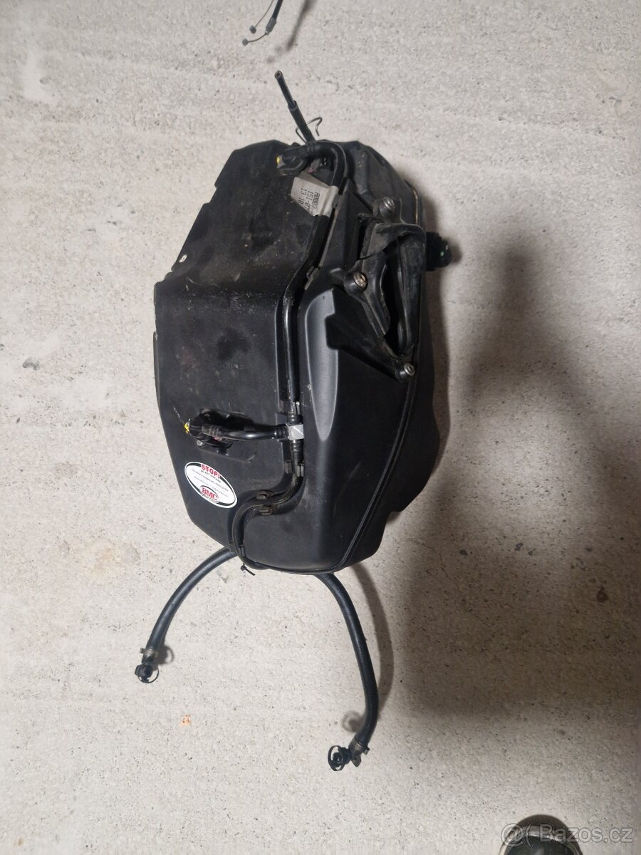 Ducati 1098 airbox