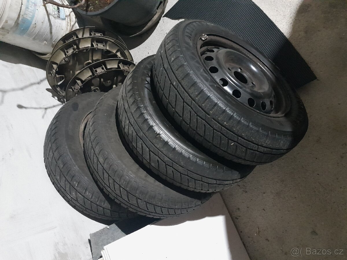 175/60 R14 plechové disky