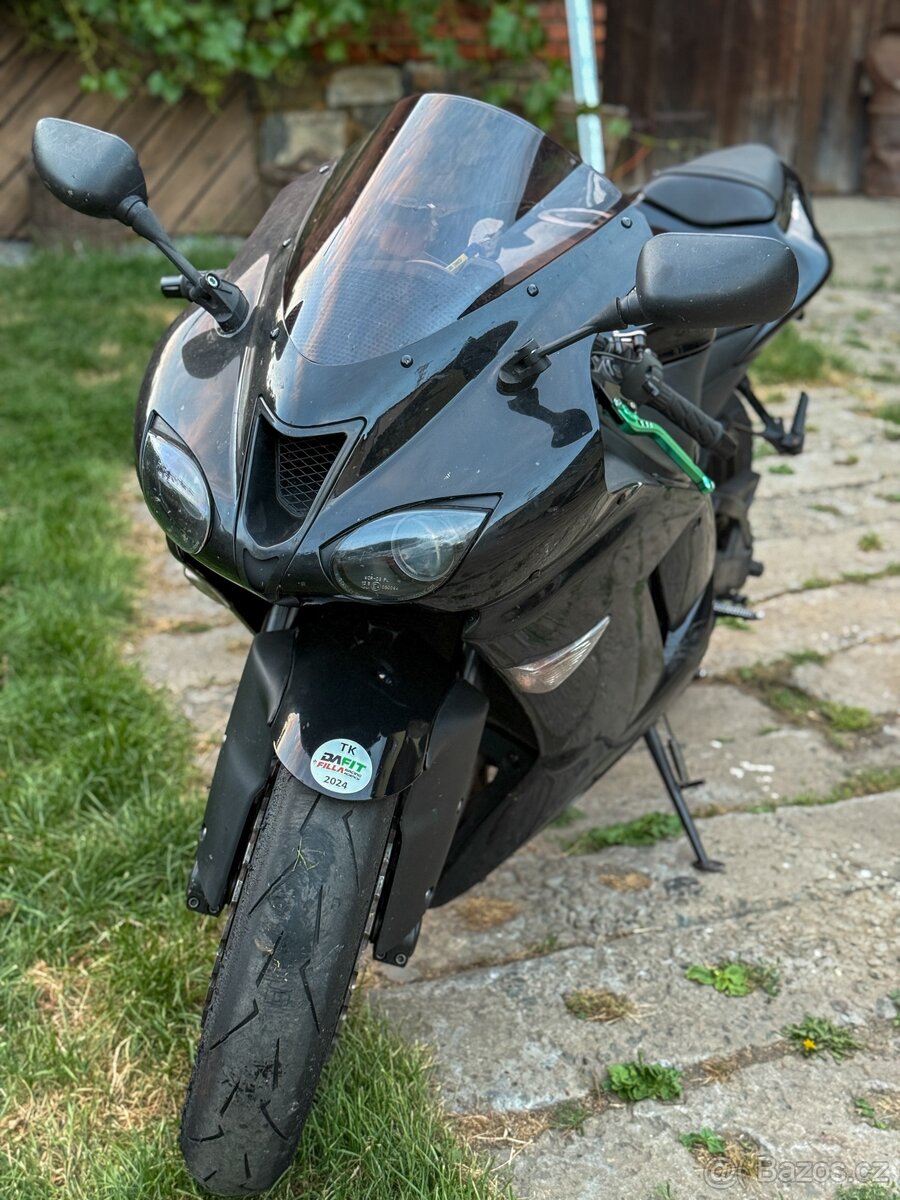 Kawasaki ninja zx6r 2008