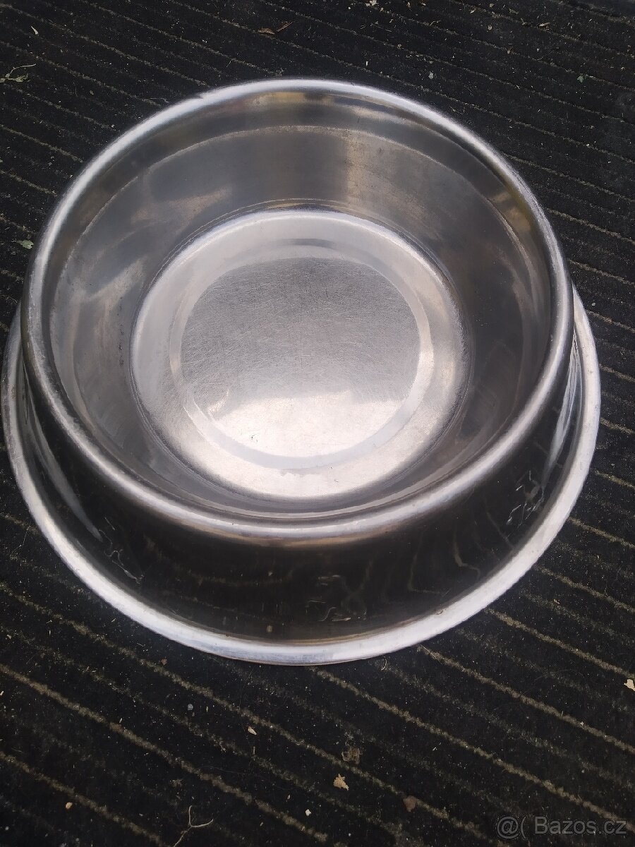 Miska pro psa