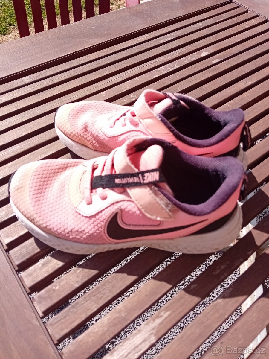 Kecky Nike
