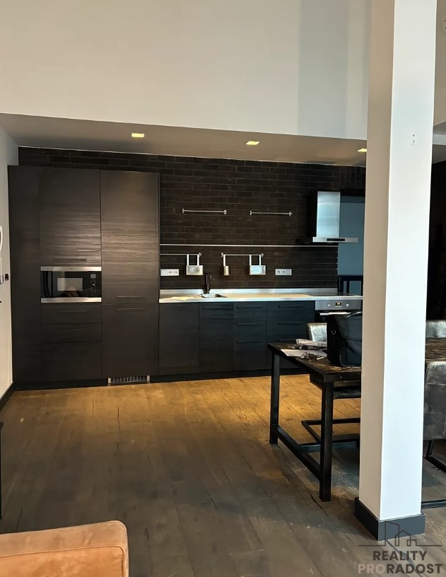 Pronájem bytu 3+kk 115 m² Revoluční, Praha