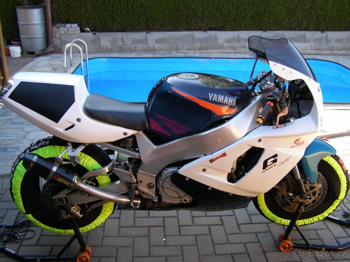 Yamaha yzf 750