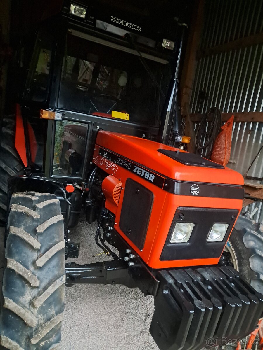 Predám kapotáž zetor 6340