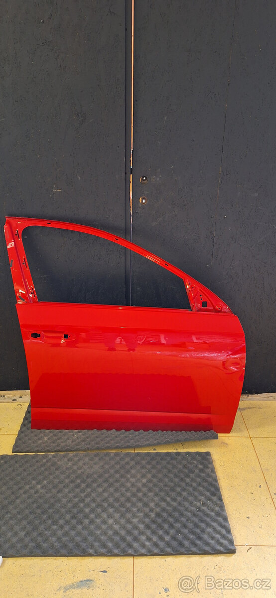 Pp-dveře octavia 3-mám více barev