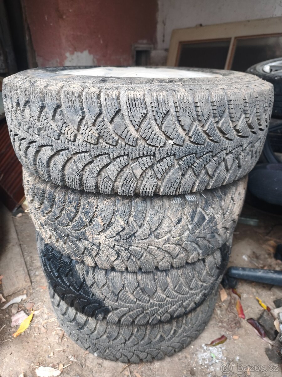 Pneu vraník na diskách 185/70r14 5x100