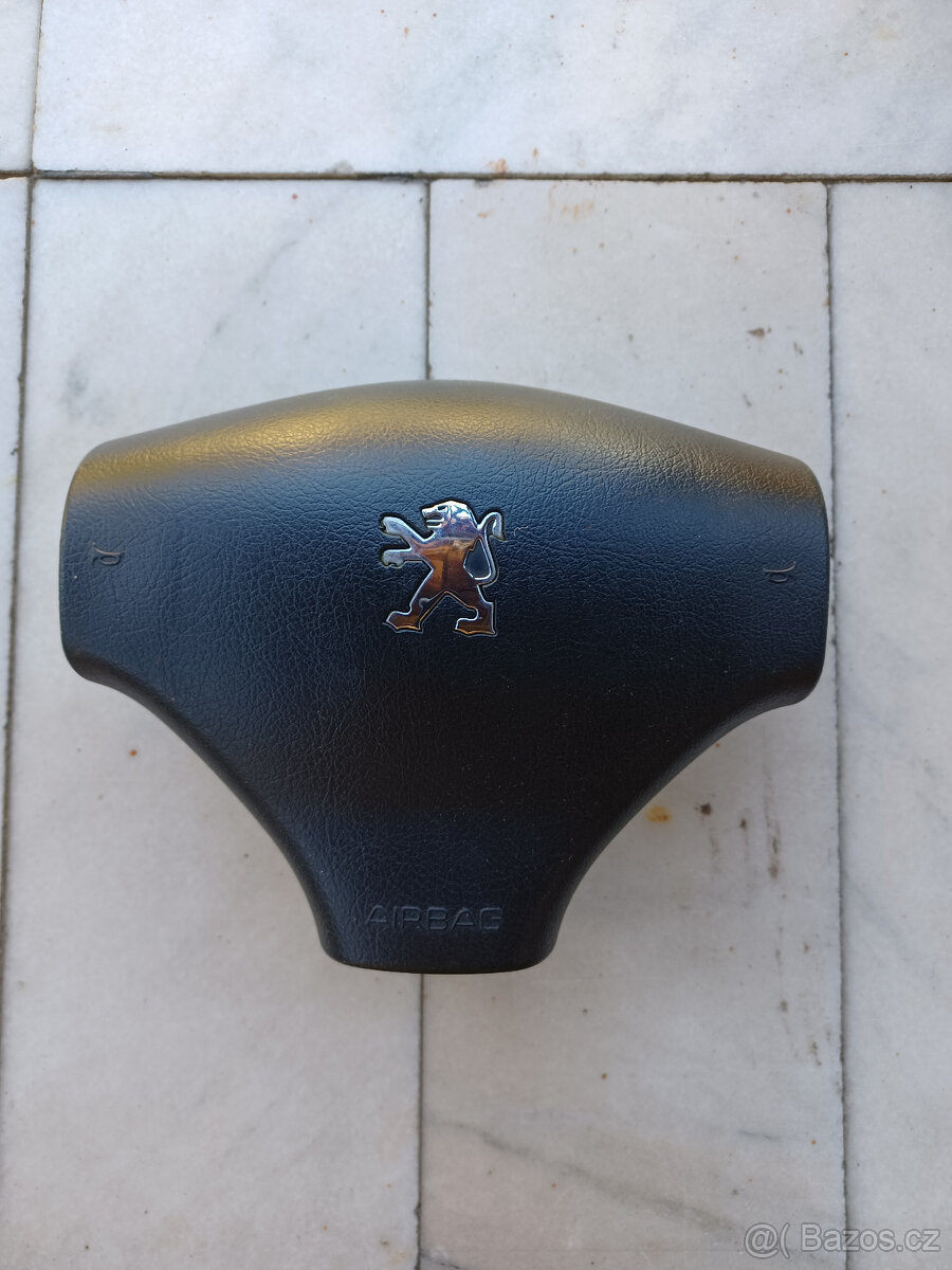 Peugeot 206 airbag volantu 2003