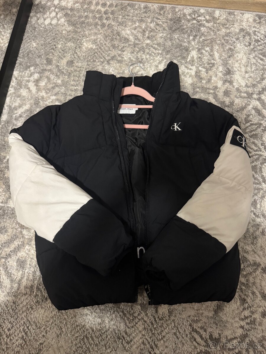 Calvin Klein Jeans Bunda