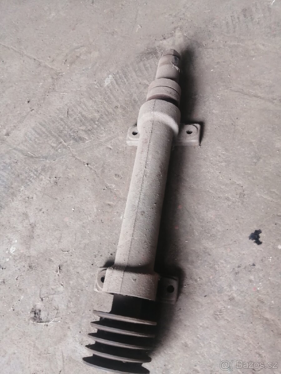 Hřídel cirkulárka, štípačka a nebo jiný ruko lam