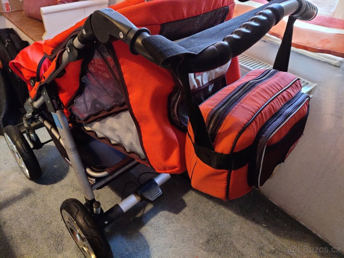 Kočárek Patron sporťák - červený