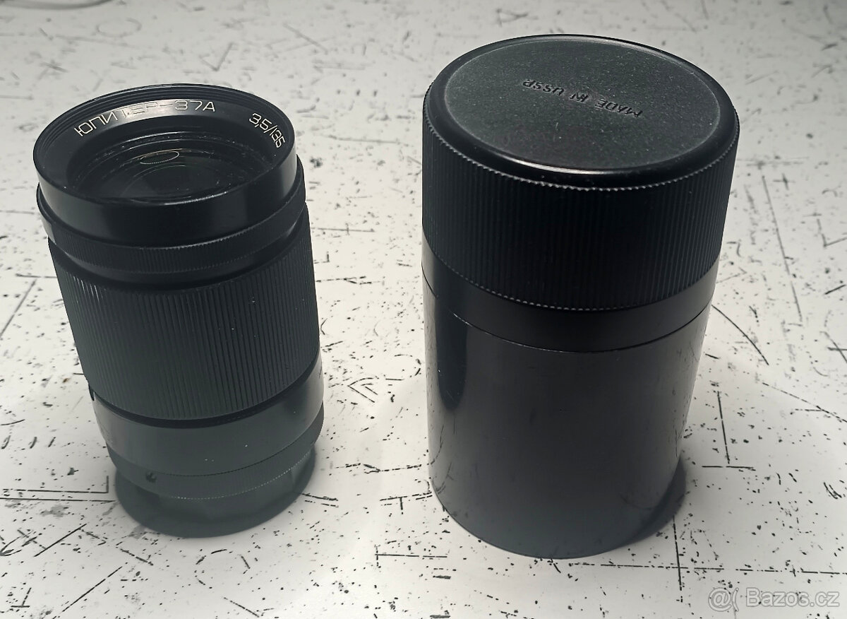 Objektiv JUPITER-37A 3,5/135 M42 + sluneční clona